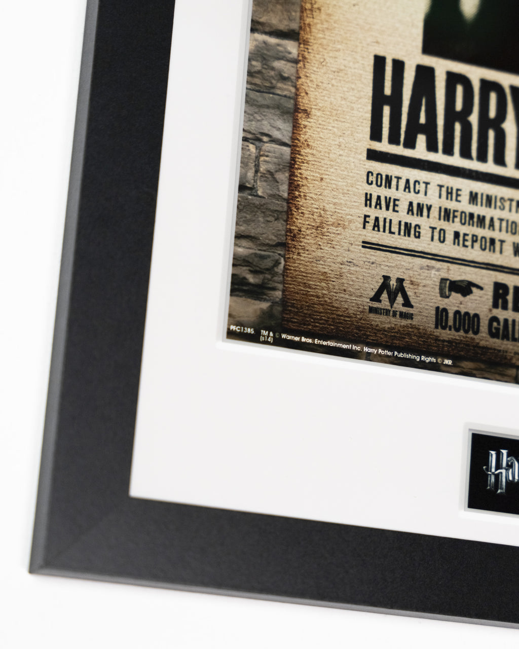 Detal czarnej ramki z białym passe-partout – plakat Harry Potter Undesirable No.1